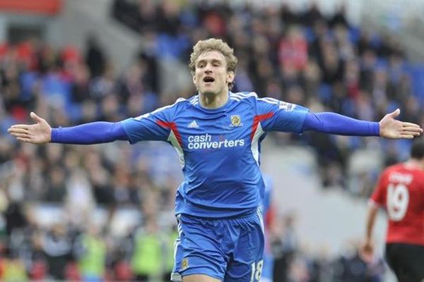 Nikica Jelavic erzielt Doppelpack beim 4:0 Erfolg gegen Cardiff City